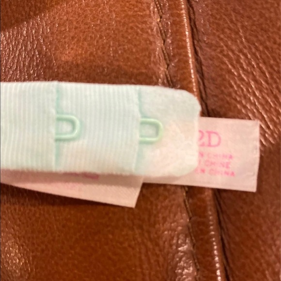 PINK bra 32 D - Picture 3 of 3